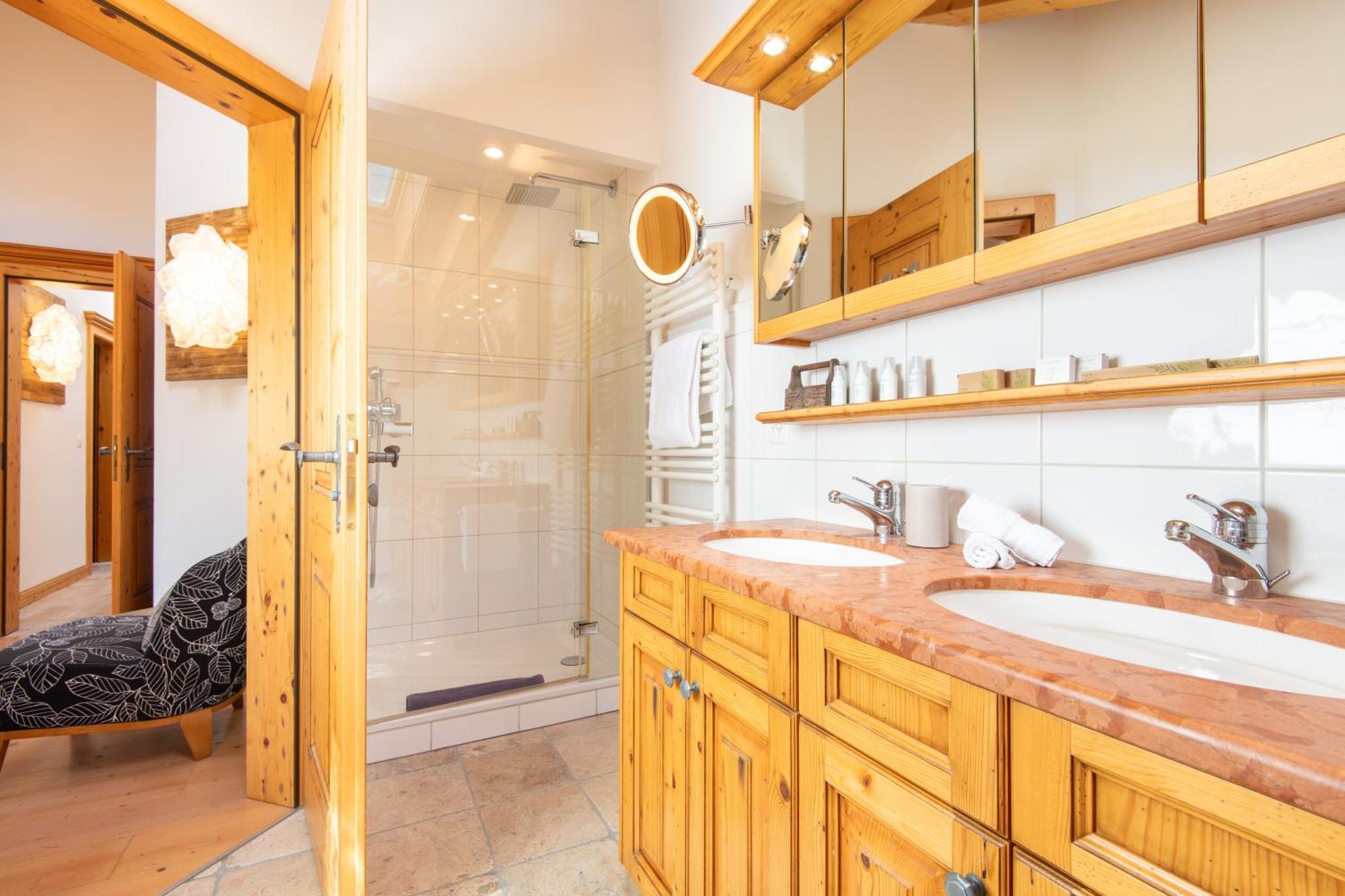 Luxury Chalets & Apartments By Mountain Exposure 체르마트 객실 사진